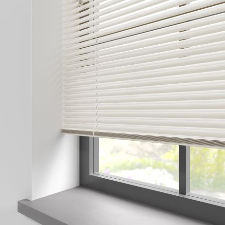 Satin Ivory Aluminiumpersienn