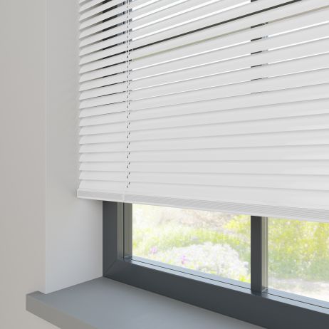 Turin Gloss Pure White Aluminiumpersienn