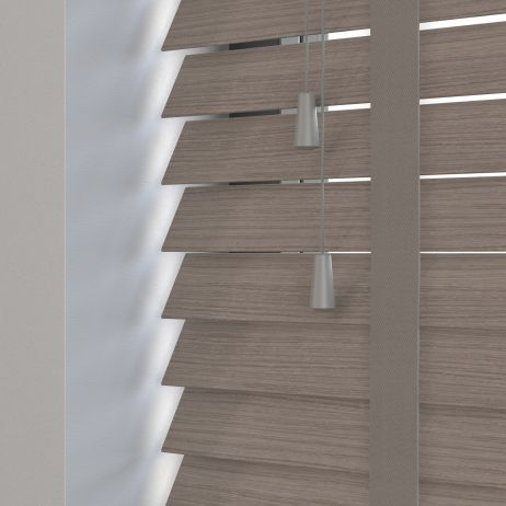 Sunwood Urban Oak Träpersienn med Truffle stegband