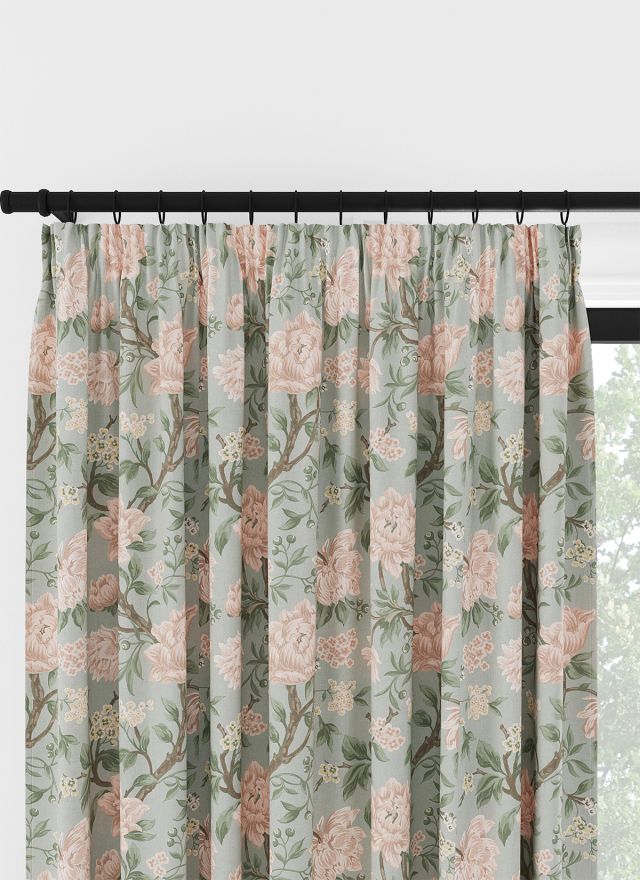 Laura Ashley Tapestry Blommig Chenille Blush Veckbandsgardin