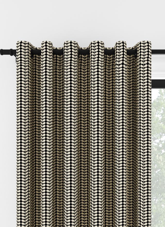 Orla Kiely Tiny Stem Svart Öljettgardin