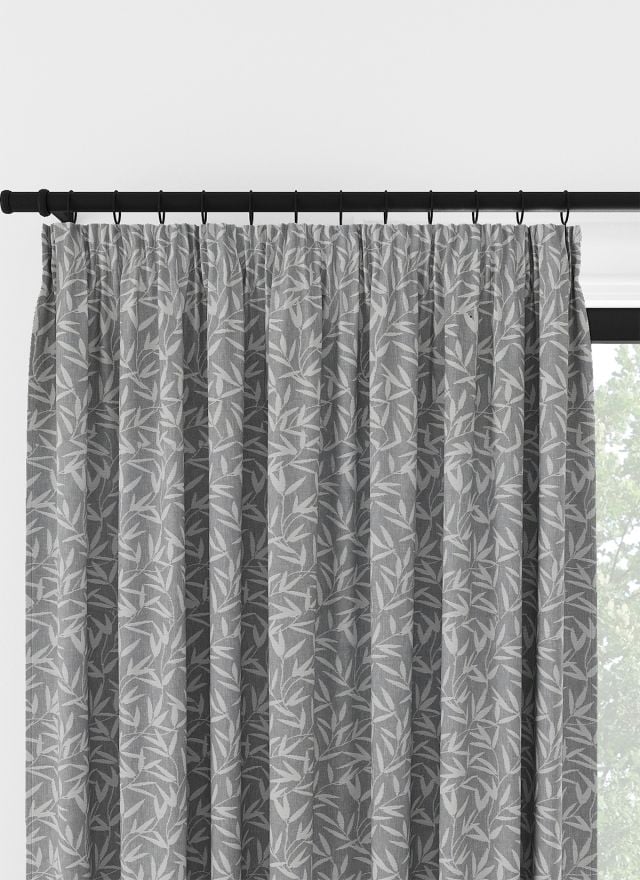 Laura Ashley Willow Leaf Chenille Stål Veckbandsgardin